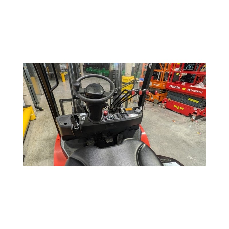 NEUWERTH Logistics SA - Hangcha - CPCD35-X2H7F1 - Chariot-élévateur Diesel