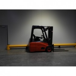 NEUWERTH Logistics SA - Linde - E16C-01 - Chariot-élévateur électrique