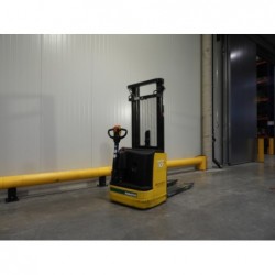 NEUWERTH Logistics SA - Komatsu - MWS10-1R - Gerbeur électrique 2