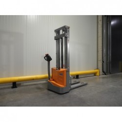 NEUWERTH Logistics SA - Still - ecv 10 - Gerbeur électrique