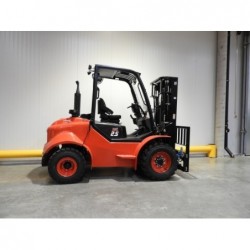 NEUWERTH Logistics SA - Hangcha - CPCD25-XW98E-RT2 - Chariot-élévateur Diesel 2