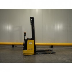 NEUWERTH Logistics SA - Komatsu - MWS10-1R - Gerbeur électrique