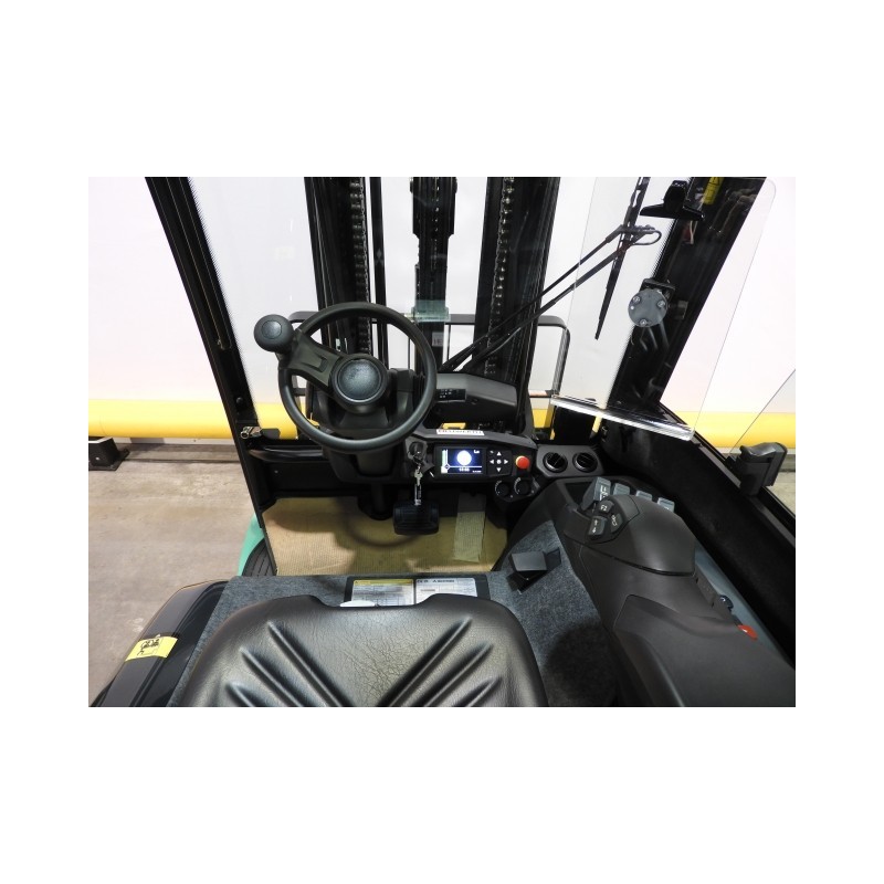 NEUWERTH Logistics SA - Mitsubishi - FB30ACN - Chariot-élévateur électrique