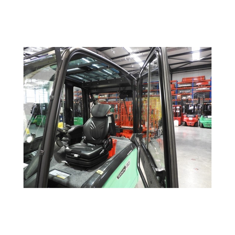 NEUWERTH Logistics SA - Mitsubishi - FB30ACN - Chariot-élévateur électrique