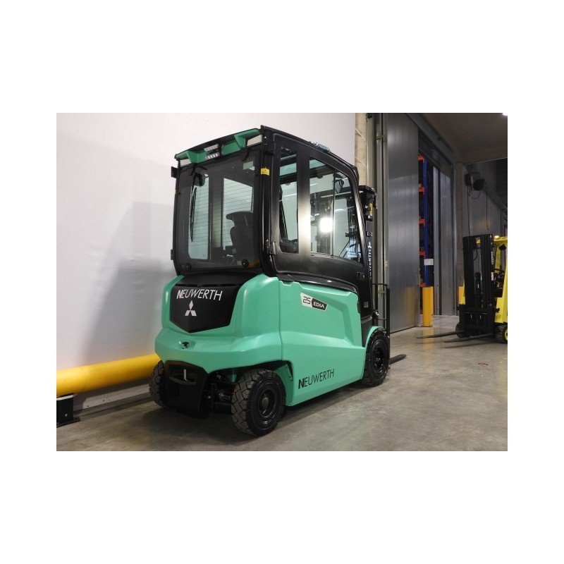 NEUWERTH Logistics SA - Mitsubishi - FB25AN - Chariot-élévateur électrique