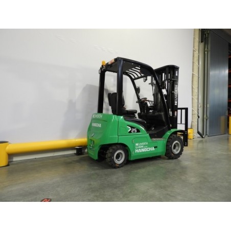 NEUWERTH Logistics SA - Hangcha - CPD25-XD6-SI21 - Chariot-élévateur électrique
