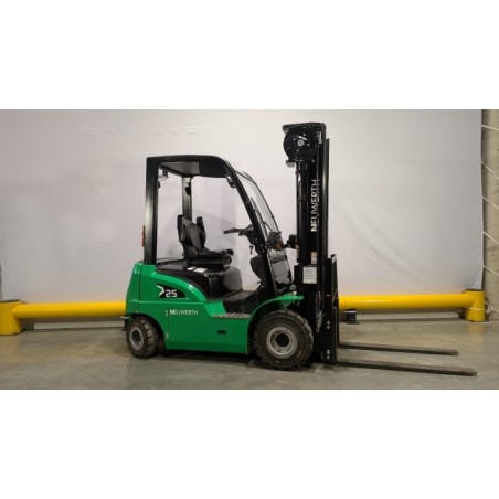 NEUWERTH Logistics SA - Hangcha - CPD25-XD4-SI21 - Chariot-élévateur électrique
