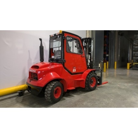 NEUWERTH Logistics SA - Hangcha - CPCD25-XW98E-RT2 - Chariot-élévateur Diesel