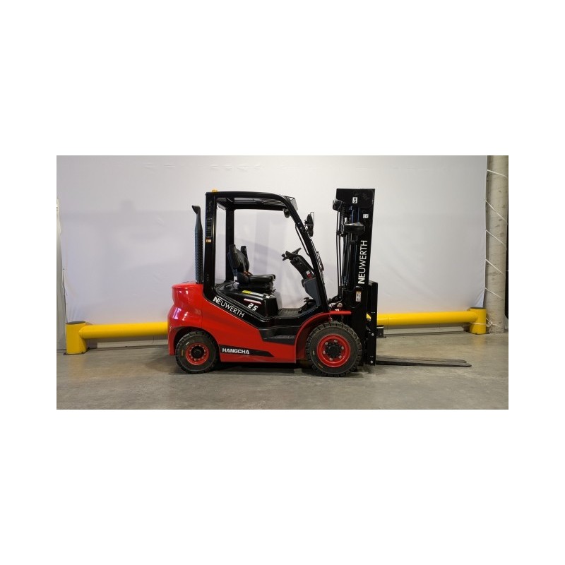 NEUWERTH Logistics SA - Hangcha - CPCD25-X2H7F1 - Chariot-élévateur Diesel