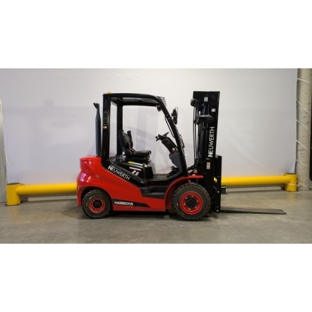 NEUWERTH Logistics SA - Hangcha - CPCD25-X2H7F1 - Chariot-élévateur Diesel