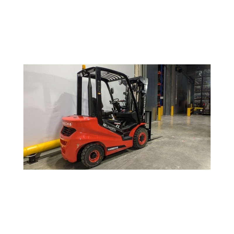 NEUWERTH Logistics SA - Hangcha - CPCD25-X2H7F1 - Chariot-élévateur Diesel