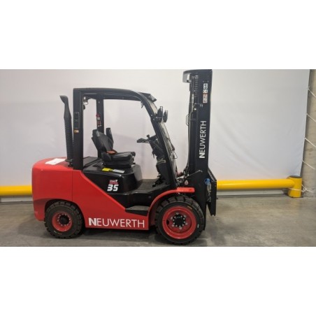 NEUWERTH Logistics SA - Hangcha - CPCD35-XH7F - Chariot-élévateur Diesel
