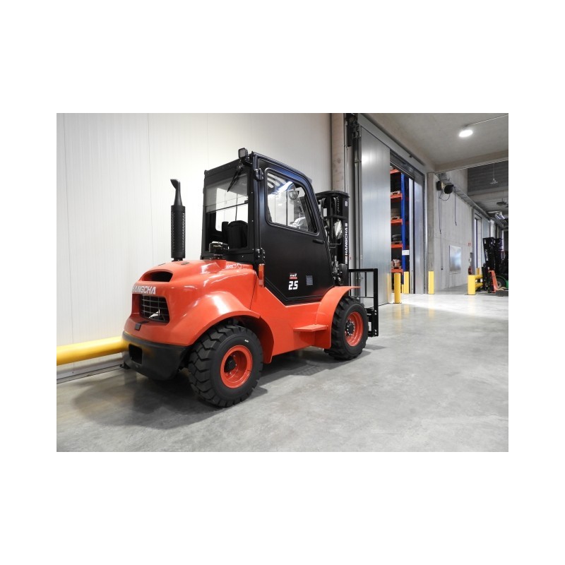 NEUWERTH Logistics SA - Hangcha - CPCD25-XW98E-RT2 - Chariot-élévateur Diesel