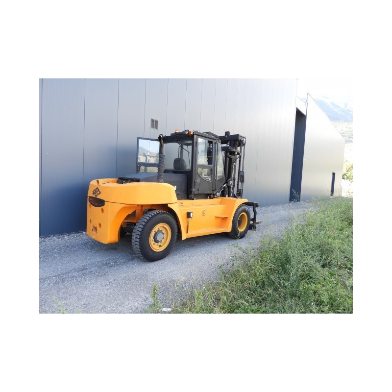 NEUWERTH Logistics SA - Hangcha - CPCD160-XW25 - Chariot-élévateur Diesel