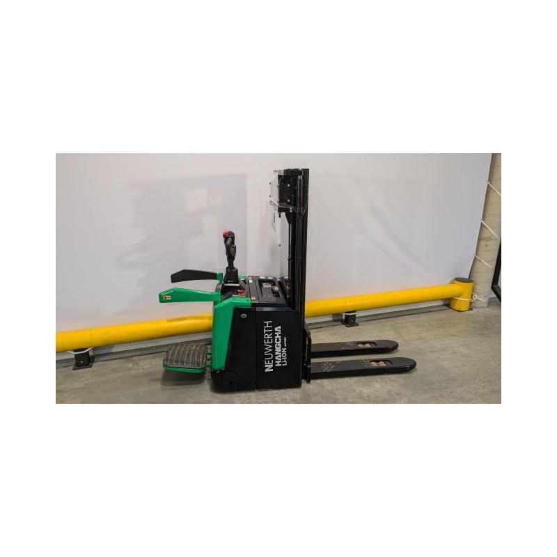 NEUWERTH Logistics SA - Hangcha - CDD16-XT1S-SIL - Gerbeur électrique NEUWERTH Logistics SA - Hangcha - CDD16-XT1S-SIL - Gerbeur électrique