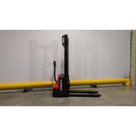 NEUWERTH Logistics SA - Hangcha - CDD12-AMC2-L - Gerbeur électrique