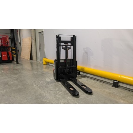 NEUWERTH Logistics SA - Hangcha - CDD12-AMC2-L - Gerbeur électrique