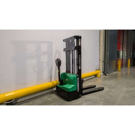 NEUWERTH Logistics SA - Hangcha - CDD12-A2MC2-ISZ - Gerbeur électrique NEUWERTH Logistics SA - Hangcha - CDD12-A2MC2-ISZ - Gerbeur électrique
