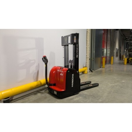 NEUWERTH Logistics SA - Hangcha - CDD12-AC2 - Gerbeur électrique