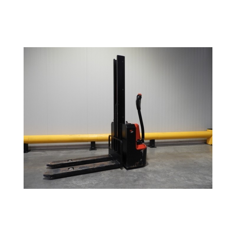 NEUWERTH Logistics SA - Hangcha - CDD12-AMC1 - Gerbeur électrique