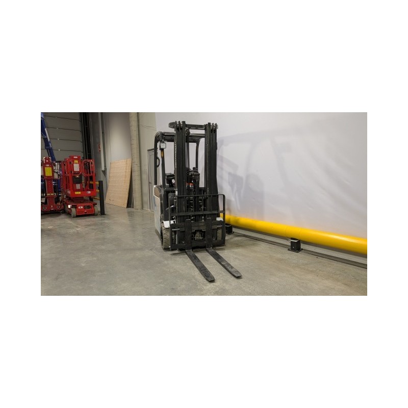 NEUWERTH Logistics SA - Atlet - TX3-18 - Chariot-élévateur électrique