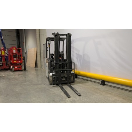 NEUWERTH Logistics SA - Atlet - TX3-18 - Chariot-élévateur électrique