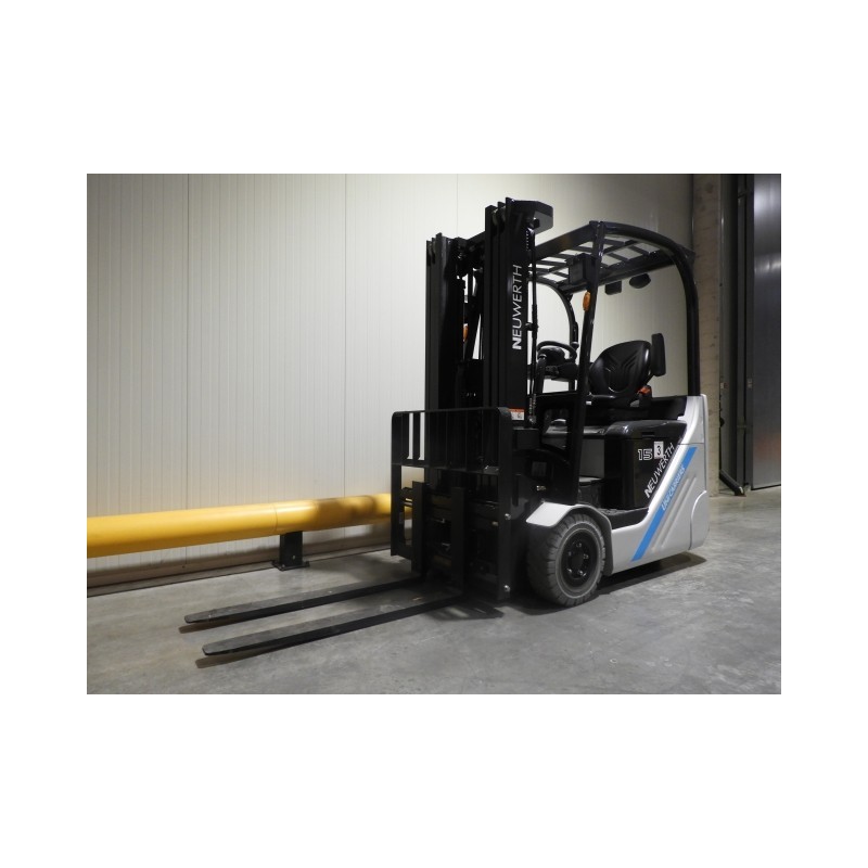 NEUWERTH Logistics SA - Atlet - TX3-15S - Chariot-élévateur électrique