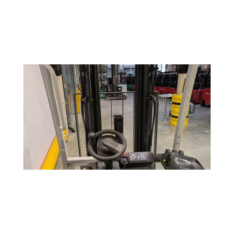 NEUWERTH Logistics SA - Atlet - TX3-18 - Chariot-élévateur électrique