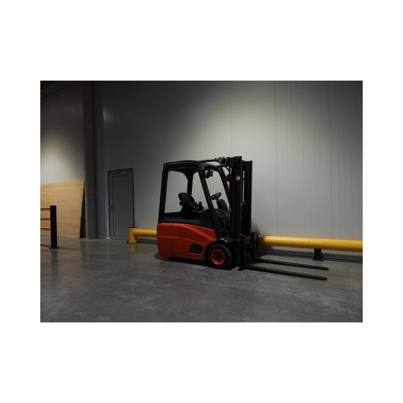 NEUWERTH Logistics SA - Linde - E16C-01 - Chariot-élévateur électrique