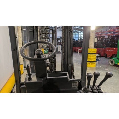 NEUWERTH Logistics SA - Komatsu - FB15M-2R - Chariot-élévateur électrique