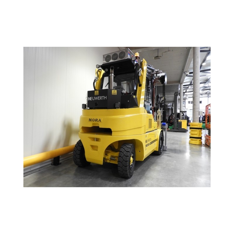 NEUWERTH Logistics SA - Mora - M90CSE-E - Chariot-élévateur Diesel NEUWERTH Logistics SA - Mora - M90CSE-E - Chariot-élévateur Diesel