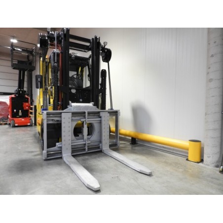 NEUWERTH Logistics SA - Mora - M90CSE-E - Chariot-élévateur Diesel NEUWERTH Logistics SA - Mora - M90CSE-E - Chariot-élévateur Diesel