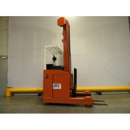 NEUWERTH Logistics SA - Bt - rt 2000/2 - Chariot à mât retractable