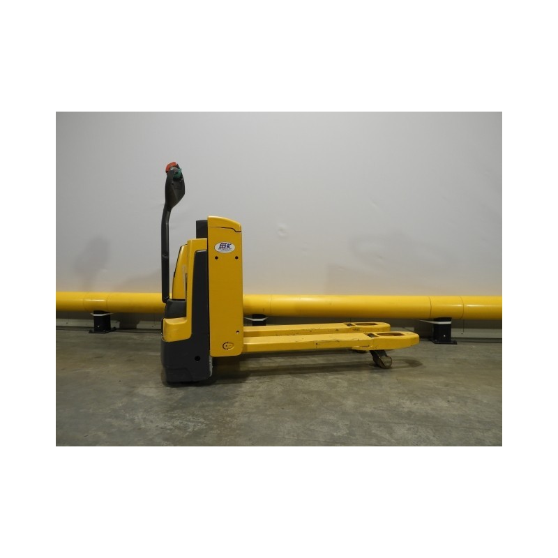 NEUWERTH Logistics SA - Jungheinrich - eje 116 - Transpalette électrique