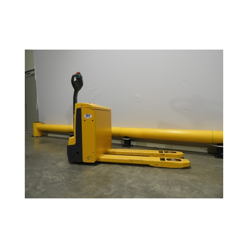 NEUWERTH Logistics SA - Jungheinrich - eje 116 - Transpalette électrique