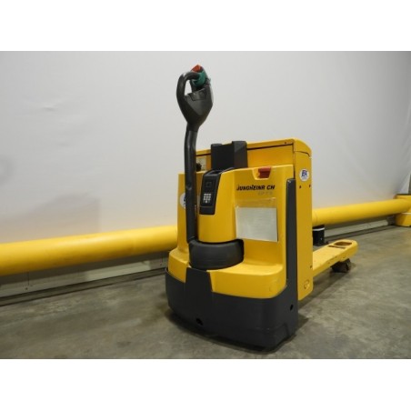 NEUWERTH Logistics SA - Jungheinrich - eje 116 - Transpalette électrique