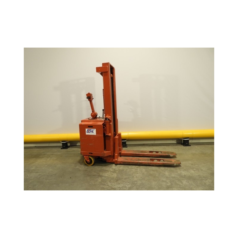 NEUWERTH Logistics SA - Bt - lsf 10/4 - Gerbeur électrique