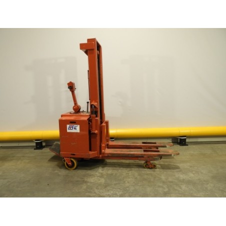 NEUWERTH Logistics SA - Bt - lsf 10/4 - Gerbeur électrique