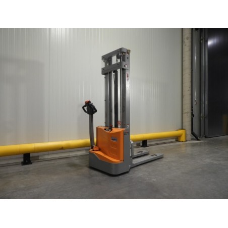 NEUWERTH Logistics SA - Still - ecv 10 - Gerbeur électrique