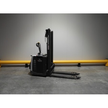 NEUWERTH Logistics SA - Atlet - PSP 125 - Gerbeur électrique NEUWERTH Logistics SA - Atlet - PSP 125 - Gerbeur électrique