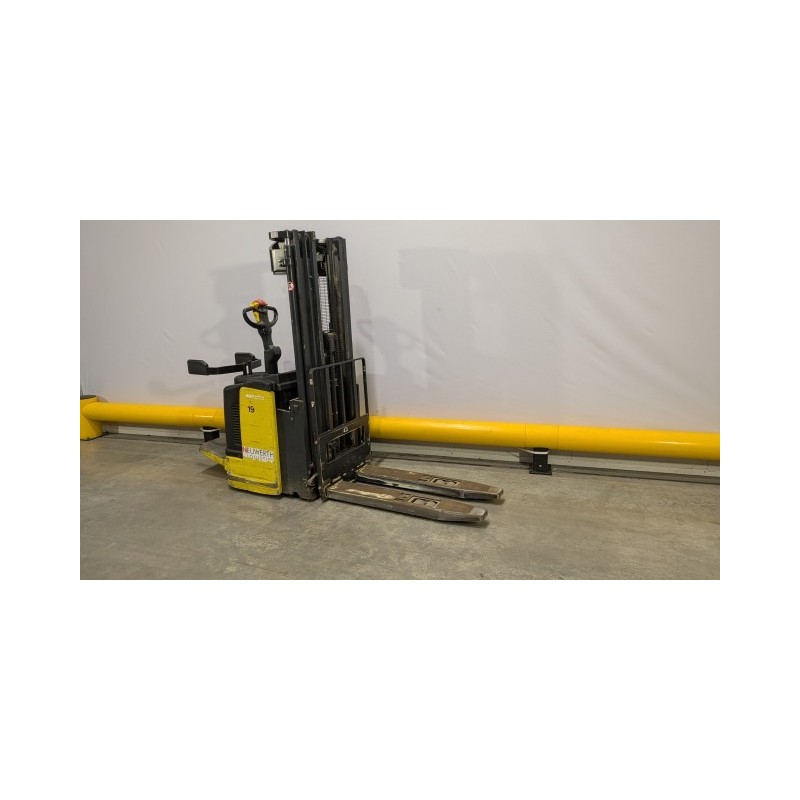 NEUWERTH Logistics SA - Komatsu - MWS14FA-1R - Gerbeur électrique NEUWERTH Logistics SA - Komatsu - MWS14FA-1R - Gerbeur électrique