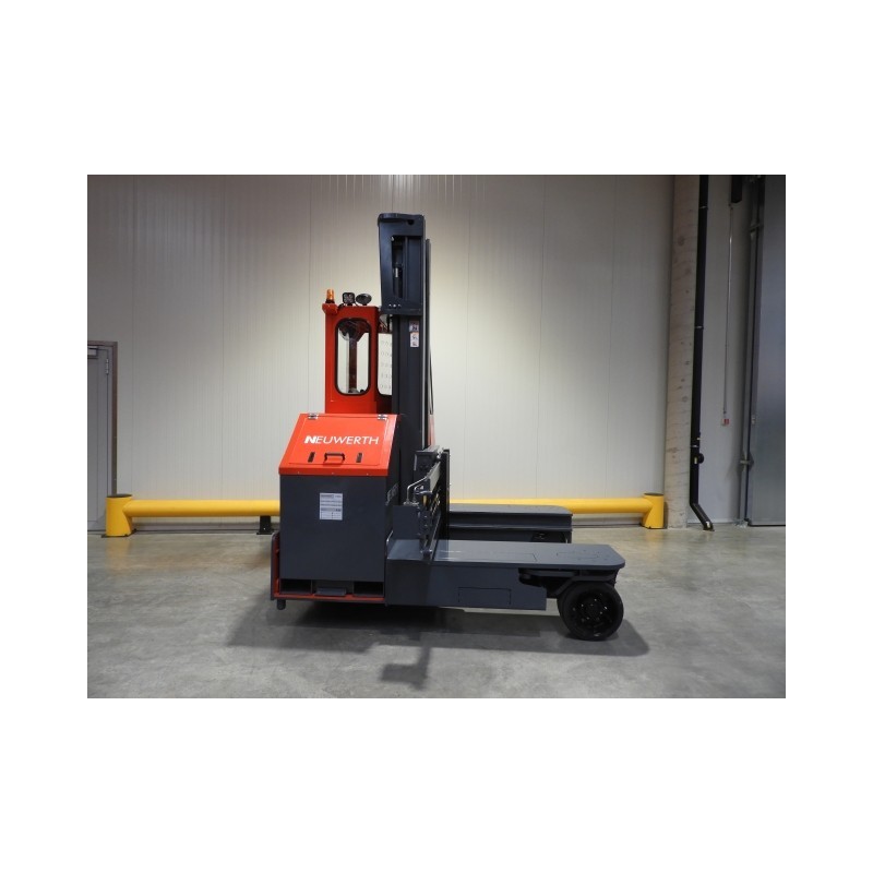 NEUWERTH Logistics SA - Mima - TFC30 - Chariot-élévateur multidirectionnel NEUWERTH Logistics SA - Mima - TFC30 - Chariot-élévateur multidirectionnel