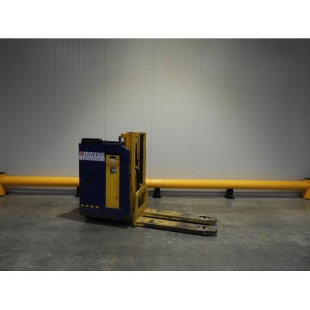 NEUWERTH Logistics SA - StÖcklin - EFI 1600 - Gerbeur électrique