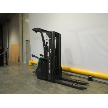 NEUWERTH Logistics SA - Mitsubishi - SBV16N3I - Gerbeur électrique NEUWERTH Logistics SA - Mitsubishi - SBV16N3I - Gerbeur électrique