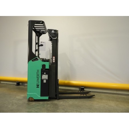 NEUWERTH Logistics SA - Mitsubishi - SBR16N2I - Gerbeur électrique NEUWERTH Logistics SA - Mitsubishi - SBR16N2I - Gerbeur électrique