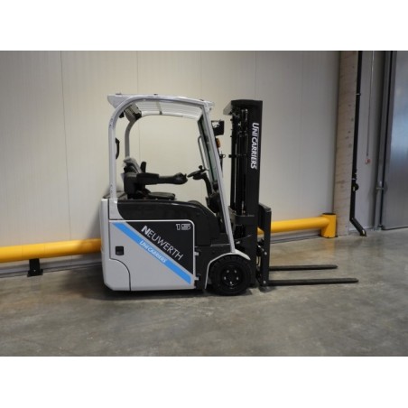 NEUWERTH Logistics SA - Atlet - TX3-15S - Chariot-élévateur électrique NEUWERTH Logistics SA - Atlet - TX3-15S - Chariot-élévateur électrique