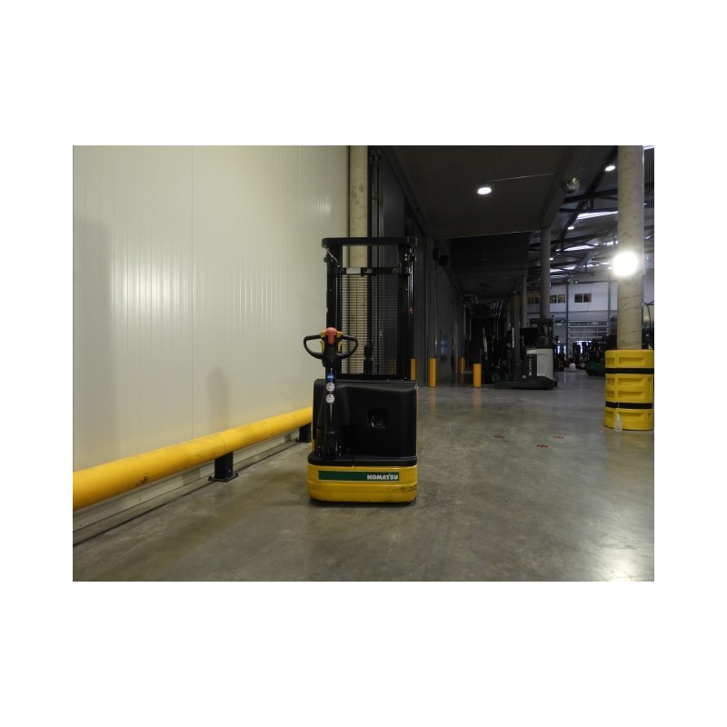 NEUWERTH Logistics SA - Komatsu - MWS10-1R - Gerbeur électrique NEUWERTH Logistics SA - Komatsu - MWS10-1R - Gerbeur électrique