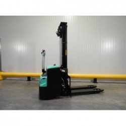 NEUWERTH Logistics SA - Mitsubishi - SBP12N2I - Gerbeur électrique