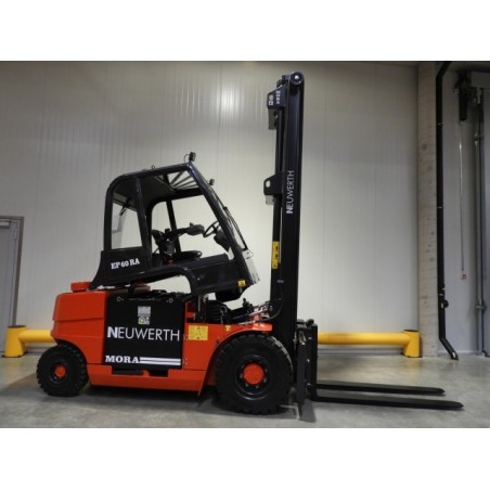 NEUWERTH Logistics SA - Mora - EP 60 RA - Chariot-élévateur électrique NEUWERTH Logistics SA - Mora - EP 60 RA - Chariot-élévateur électrique