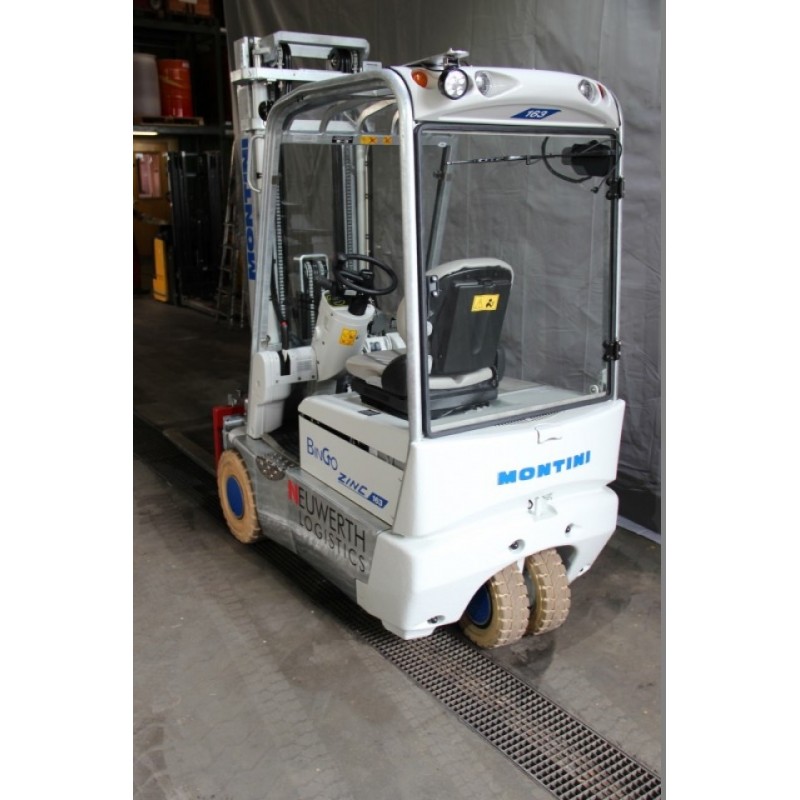 NEUWERTH Logistics SA - Montini - BINGO ZINC 163 - Chariot-élévateur électrique NEUWERTH Logistics SA - Montini - BINGO ZINC 163 - Chariot-élévateur électrique